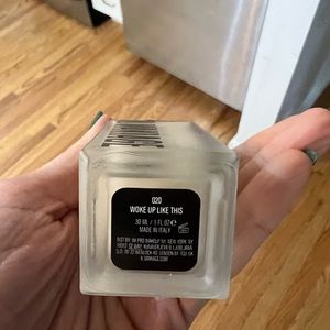 Woke up like this foundation in shade 20